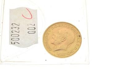 Lot 130 - Gold coins - George V Sovereign 1915