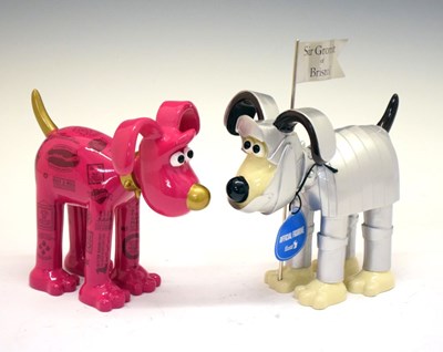 Lot 358 - Aardman/Wallace and Gromit - Pair of 'Gromit Unleased' figures