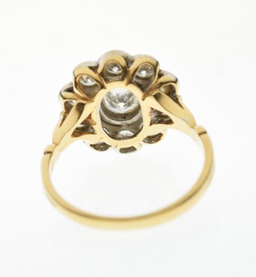Lot 9 - Eleven-stone diamond cluster ring