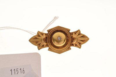 Lot 75 - '15ct' gold brooch set a single old cut diamond