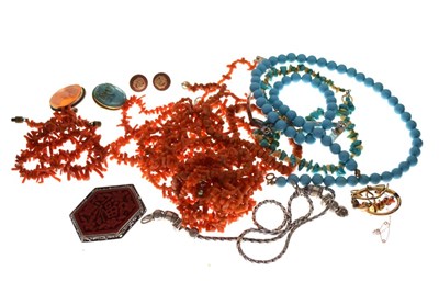 Lot 89 - Small quantity of costume jewellery