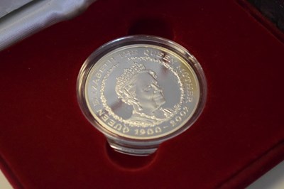 Lot 233 - 2002 HM Queen Elizabeth The Queen Mother Silver Proof Crown