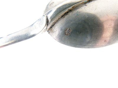 Lot 92 - Late 17th Century Continental silver dog nose spoon
