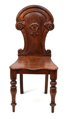 Lot 513 - Victorian hall chair