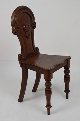 Lot 513 - Victorian hall chair