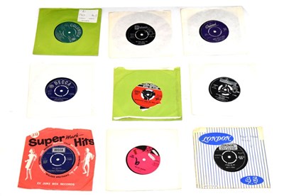 Lot 581 - Quantity of approx 500 x 45rpm vinyl singles, mainly mid to late 20th Century