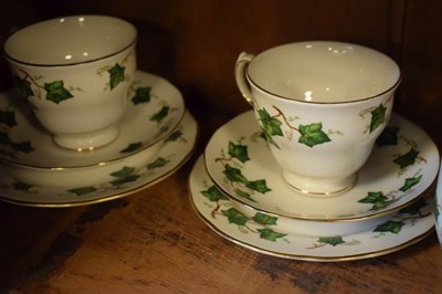 Lot 279 - Colclough 'Ivy' pattern six person tea set