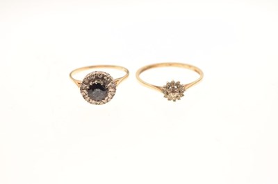 Lot 10 - Two 9ct ring cluster rings