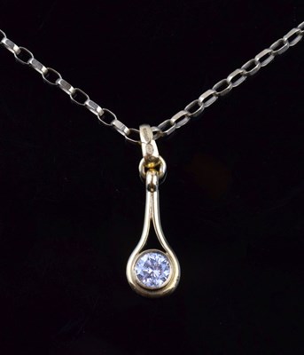 Lot 35 - Single stone diamond 18ct gold pendant