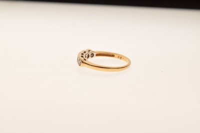 Lot 1 - 18ct gold five-stone diamond ring