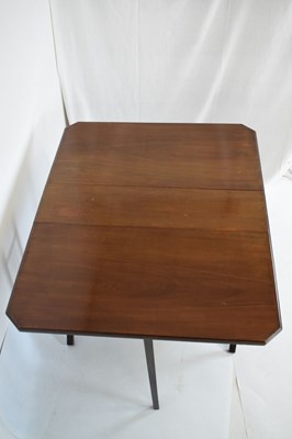 Lot 699 - Edwardian mahogany Sutherland tea table