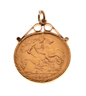 Lot 173 - George V half sovereign 1911 in 9ct gold frame