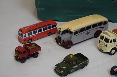 Lot 420 - Quantity of loose Corgi, Exclusive First Editions and other diecast models