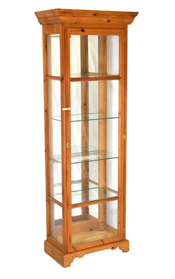 Lot 533 - Pine free standing vitrine or shop display cabinet