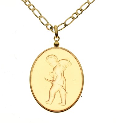 Lot 58 - Intaglio Cupid pendant with 9ct gold figaro-link chain