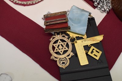 Lot 188 - Group of Masonic items