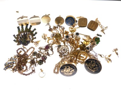 Lot 71 - Assorted costume jewellery