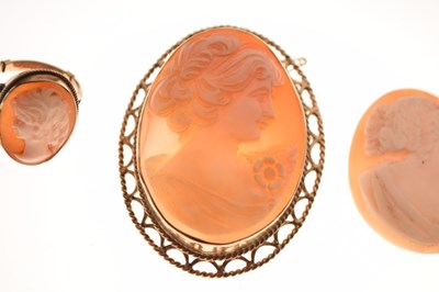 Lot 66 - Group of shell cameo jewellery