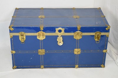 Lot 537 - Early 20th Century luggage box