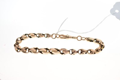 Lot 51 - Fancy belcher-link bracelet