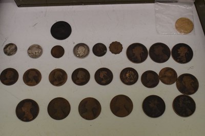 Lot 157 - Assorted base metal coinage