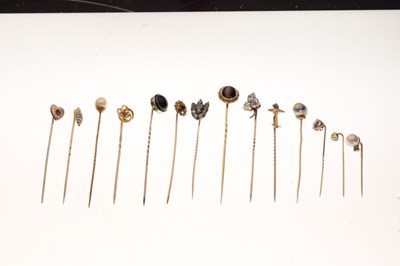 Lot 88 - Collection of fourteen various stick pins