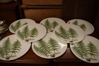 Lot 430 - Eight hand painted Highgrove Ferns china platters