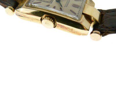 Lot 72 - Movado Curviplan 18ct gold mechanical wristwatch