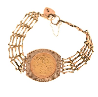 Lot 49 - 9ct gold bracelet, set a 1982 half sovereign