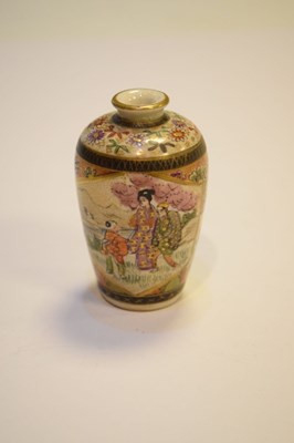 Lot 290 - Small Japanese Satsuma vase