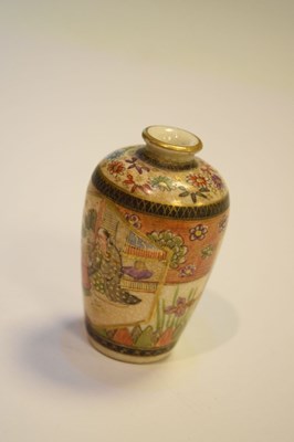 Lot 290 - Small Japanese Satsuma vase