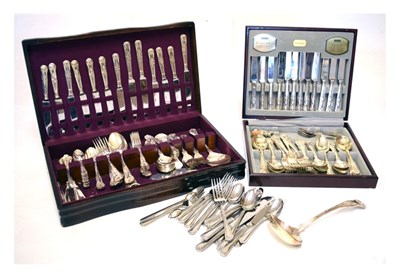 Lot 695 - Two canteens of cutlery