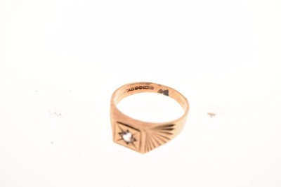 Lot 18 - Gentleman's 9ct gold gypsy-set ring