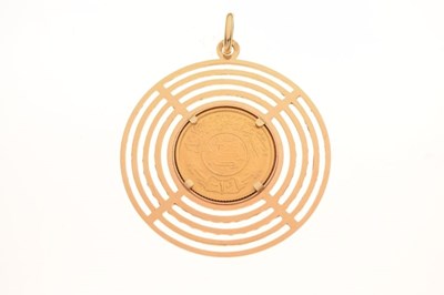 Lot 79 - Saudi Arabian gold coin in yellow metal pendant mount