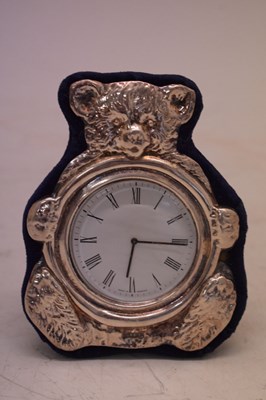 Lot 123 - Pair of modern silver desk clocks