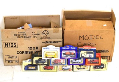 Lot 253 - Quantity of boxed Lledo and other diecast model vehicles