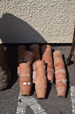 Lot 784 - Quantity of terracotta pots