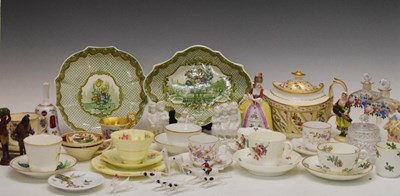 Lot 694 - Quantity of ceramics and glass