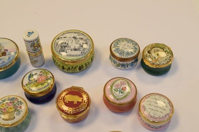 Lot 289 - Collection of approximately twenty Halcyon Days, Bilston and Battersea Enamel boxes