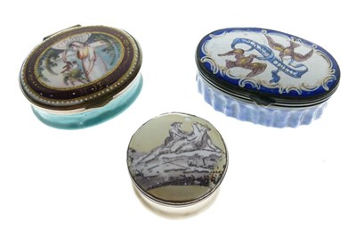 Lot 286 - Three antique 'Bilston' enamel boxes