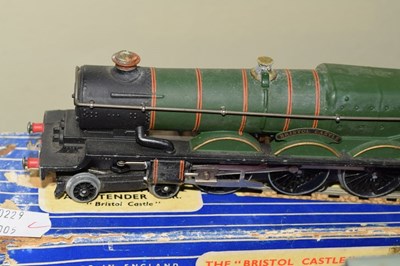 Lot 362 - Hornby Dublo 'Bristol Castle' locomotive and tender