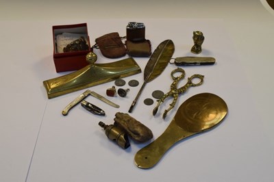 Lot 274 - Quantity of objects of virtue