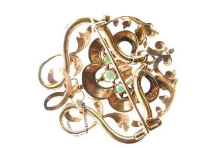 Lot 23 - French 19th Century gold brooch