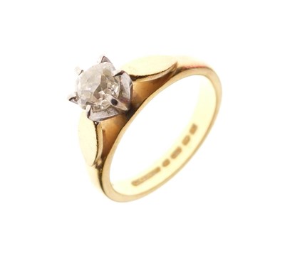 Lot 2 - Single stone diamond ring