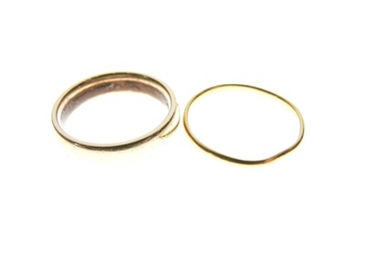 Lot 37 - 9ct wedding band, and an unmarked gold wedding band