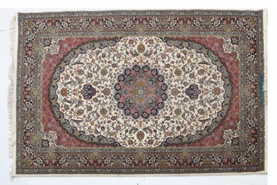 Lot 507 - Modern Persian style rug