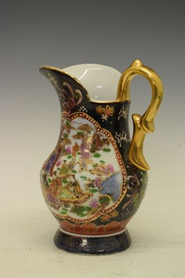 Lot 406 - Small group of mainly Japanese ceramics