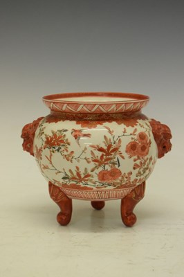 Lot 406 - Small group of mainly Japanese ceramics