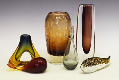 Lot 326 - Group of cased glass