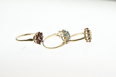 Lot 18 - Three 9ct gem-set dress rings